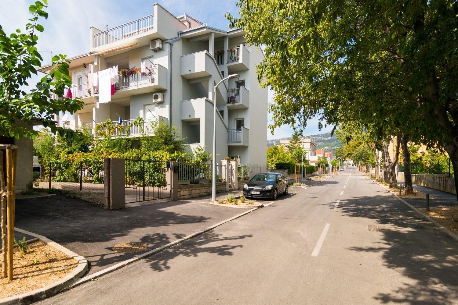 Apartment Jurica Kastela Exterior photo