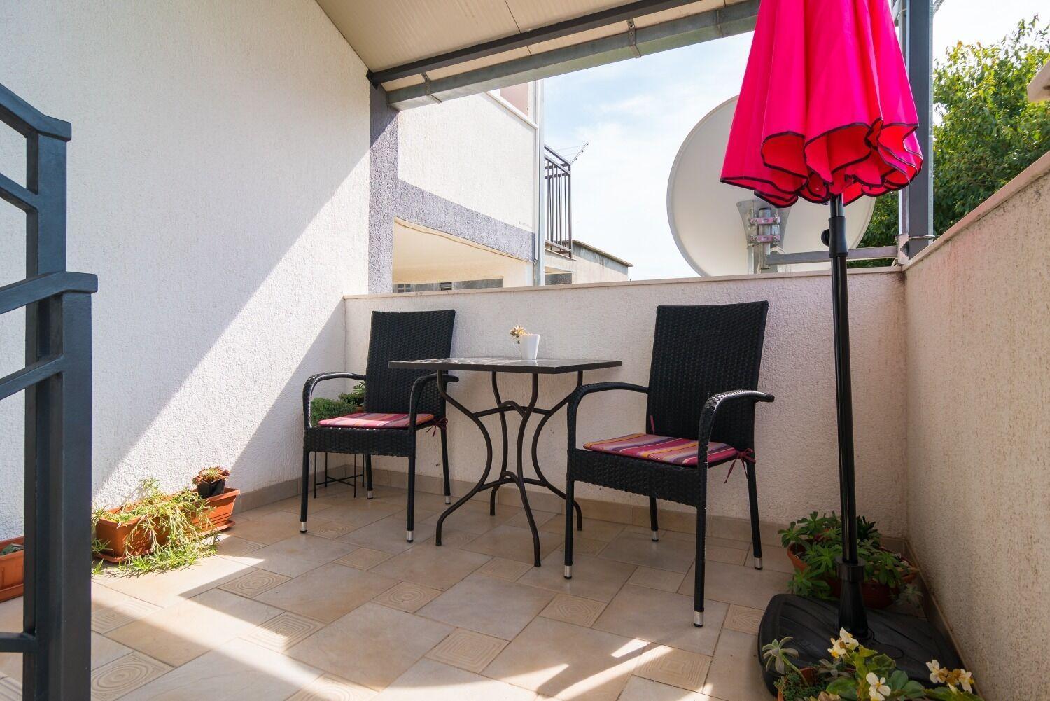 Apartment Jurica Kastela Exterior photo