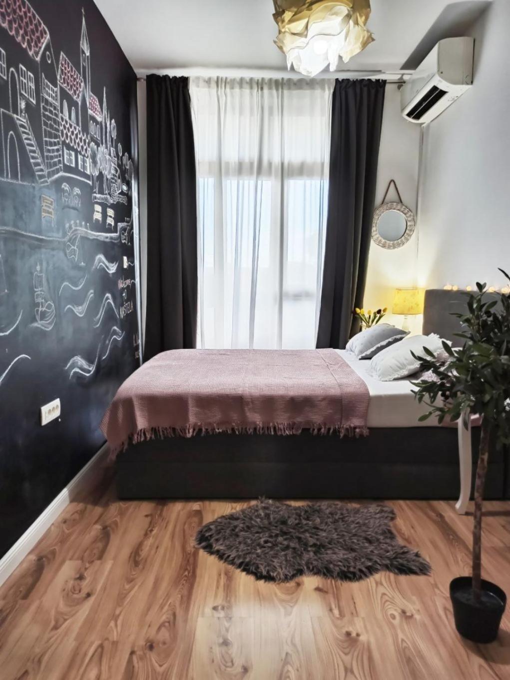 Apartment Jurica Kastela Exterior photo
