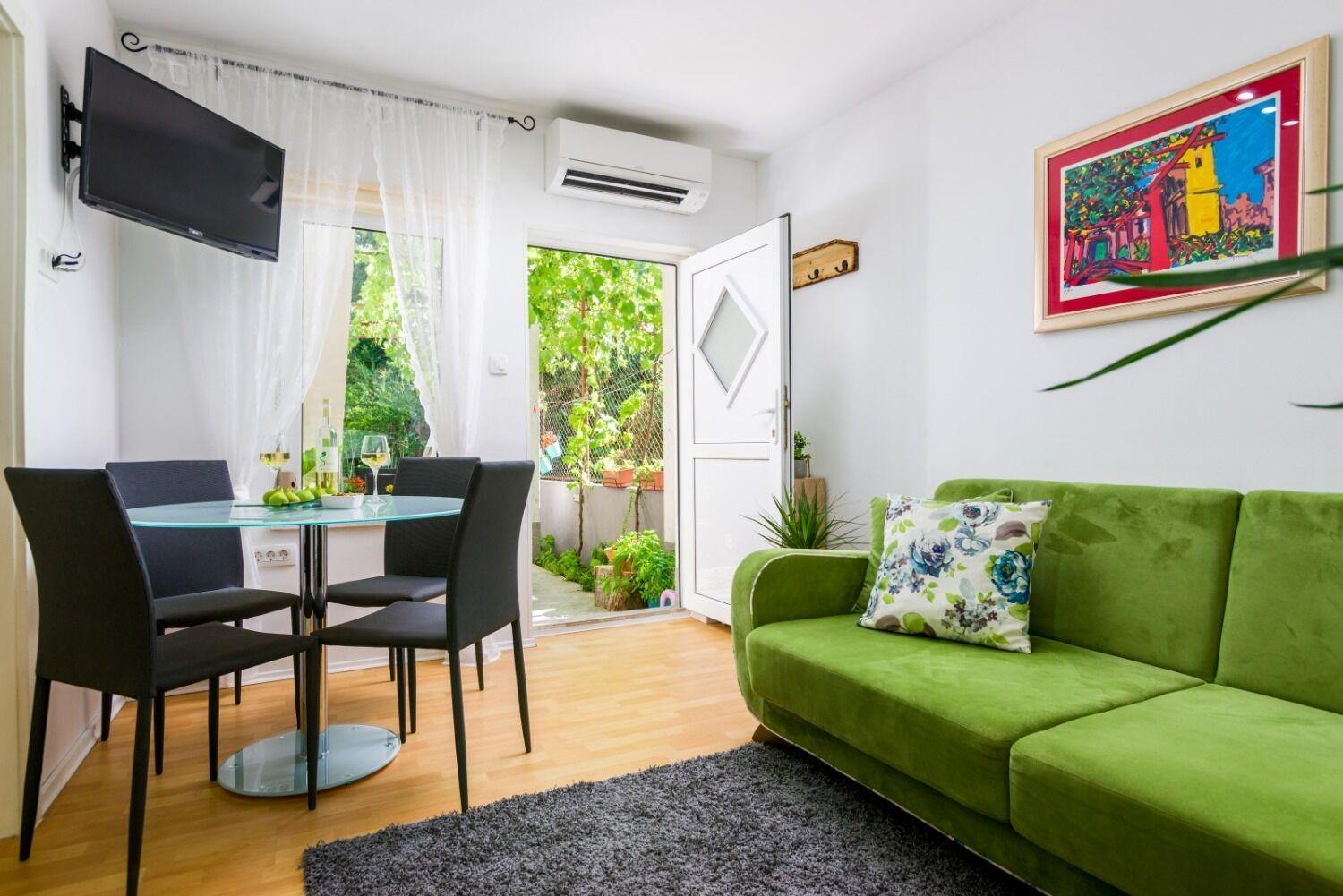 Apartment Jurica Kastela Exterior photo