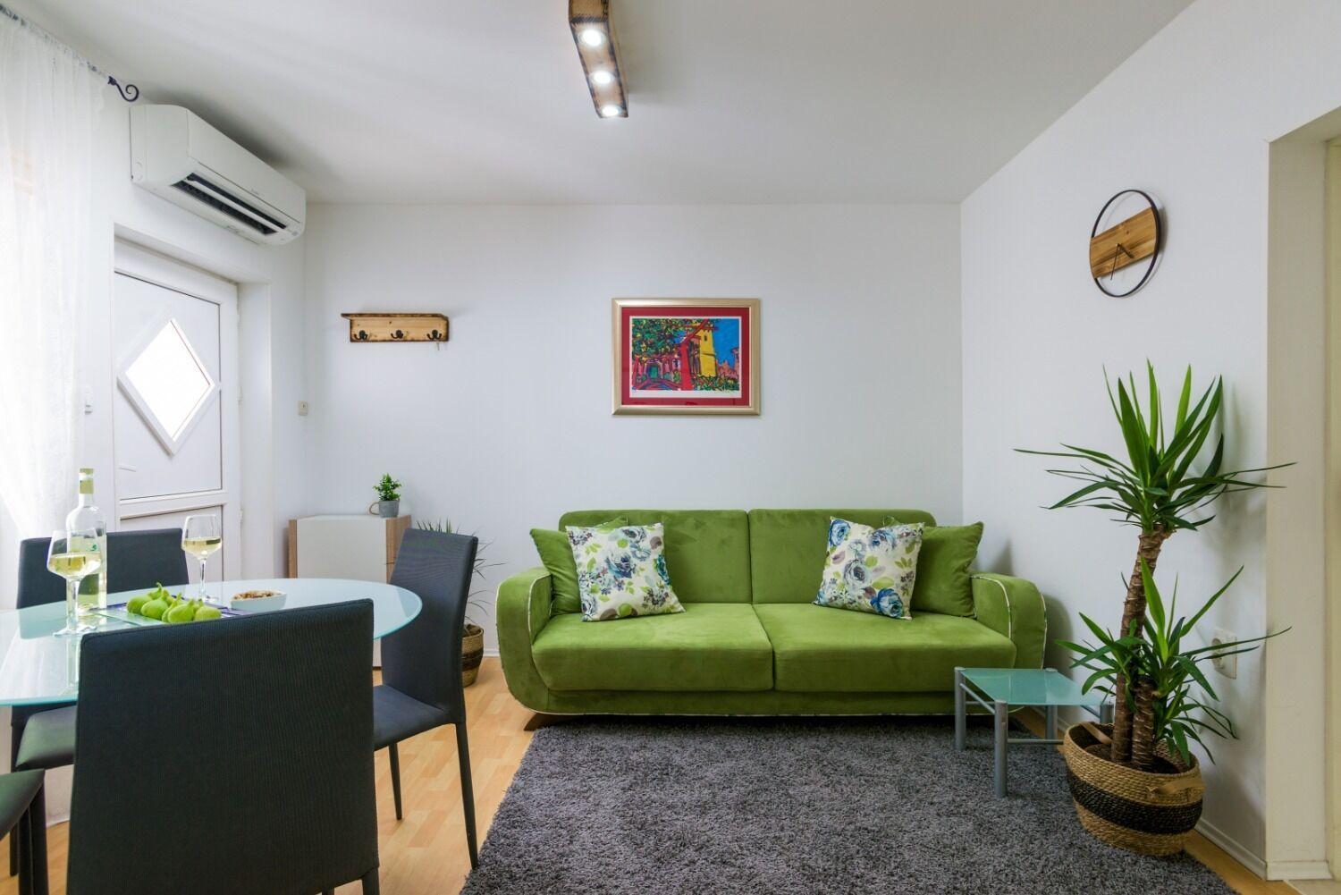 Apartment Jurica Kastela Exterior photo
