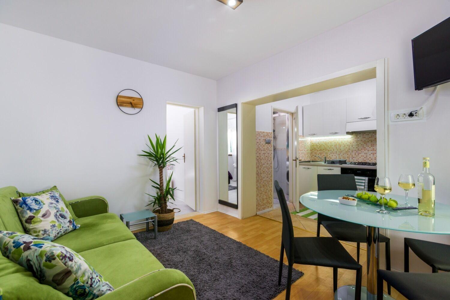 Apartment Jurica Kastela Exterior photo