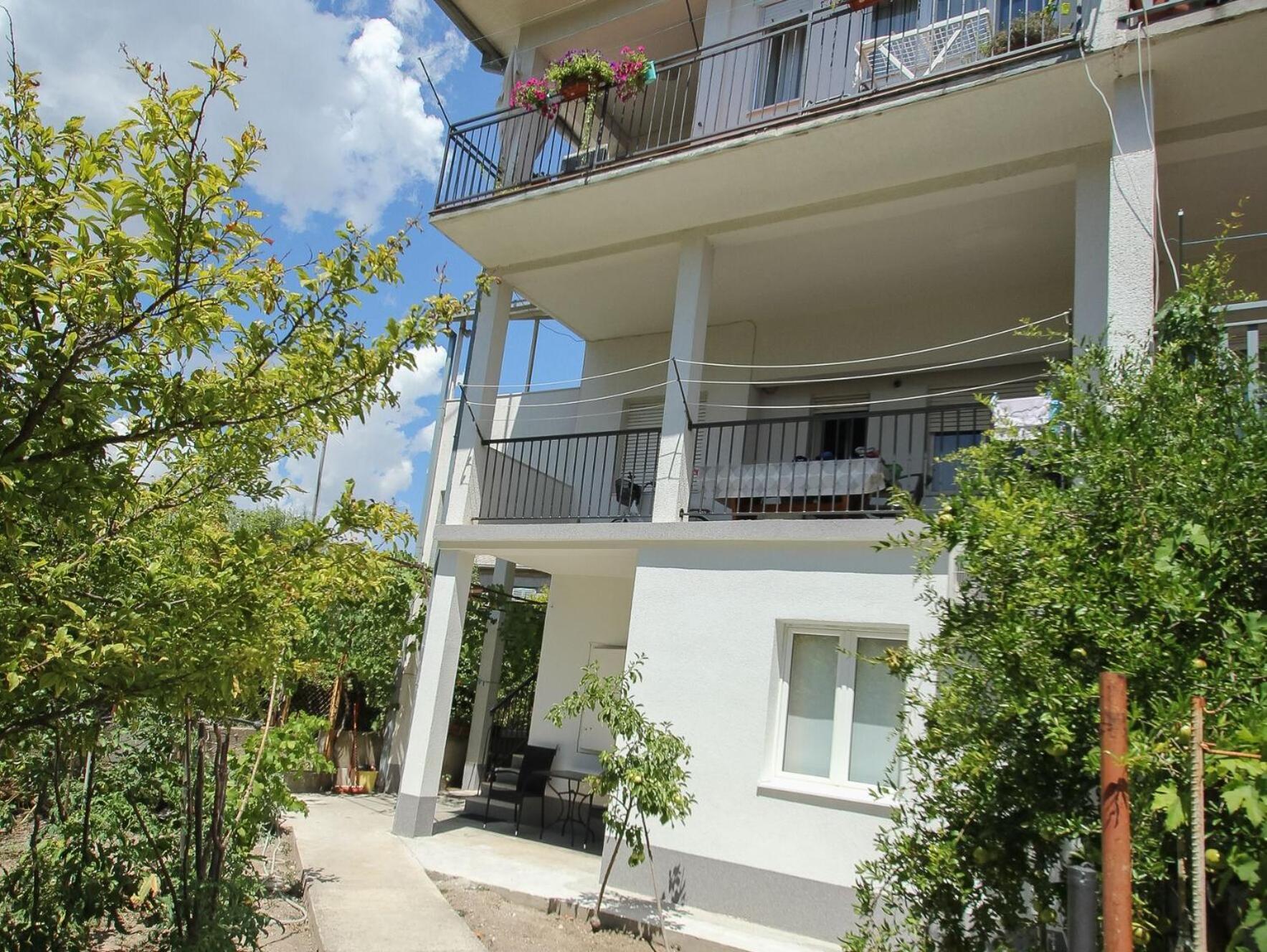 Apartment Jurica Kastela Exterior photo